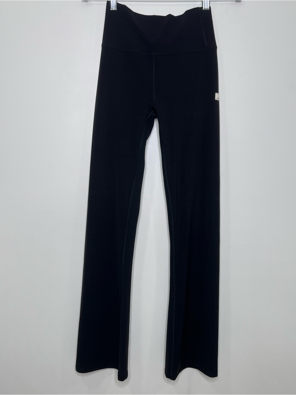 Vuori Black Flare Leggings